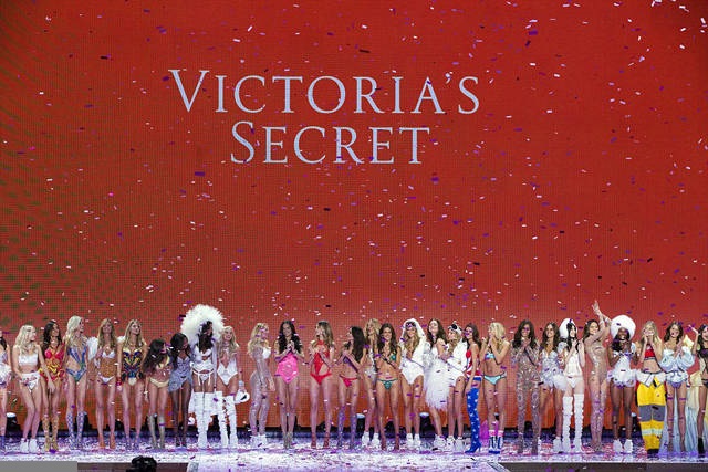 Show-ul Victoria’s Secret 2015