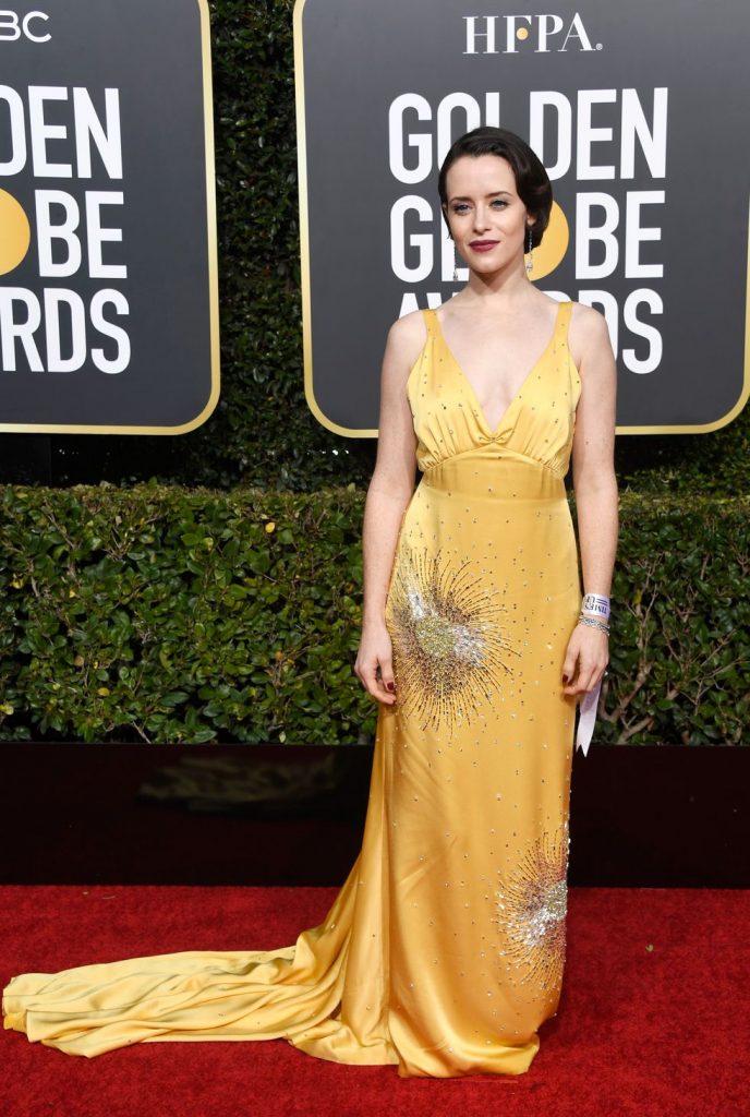 Claire Foy in rochie Miu Miu si bijuterii Lorraine Schwartz