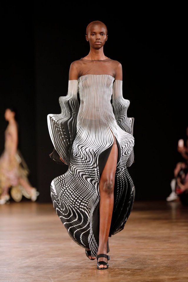 Cele mai wow prezentari de la Paris Couture Fashion Week