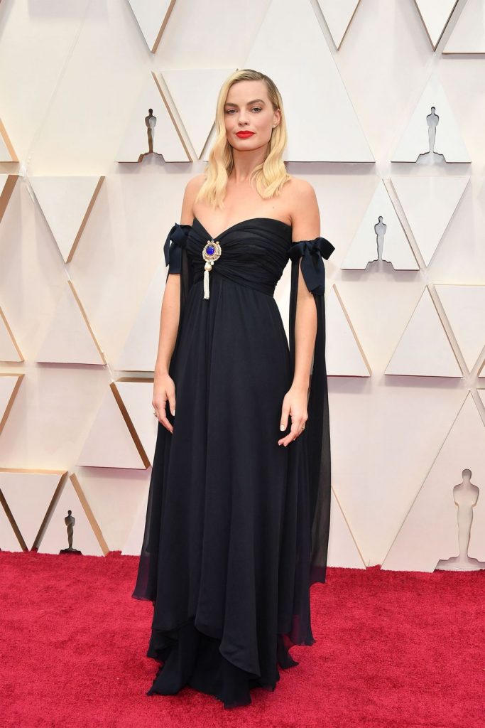 Margot Robbie in Chanel